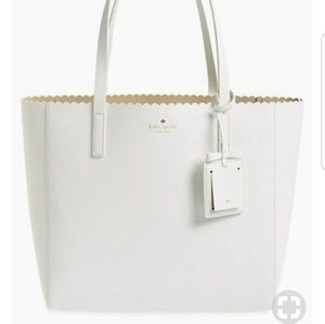Kate Spade scalloped tote nwot
